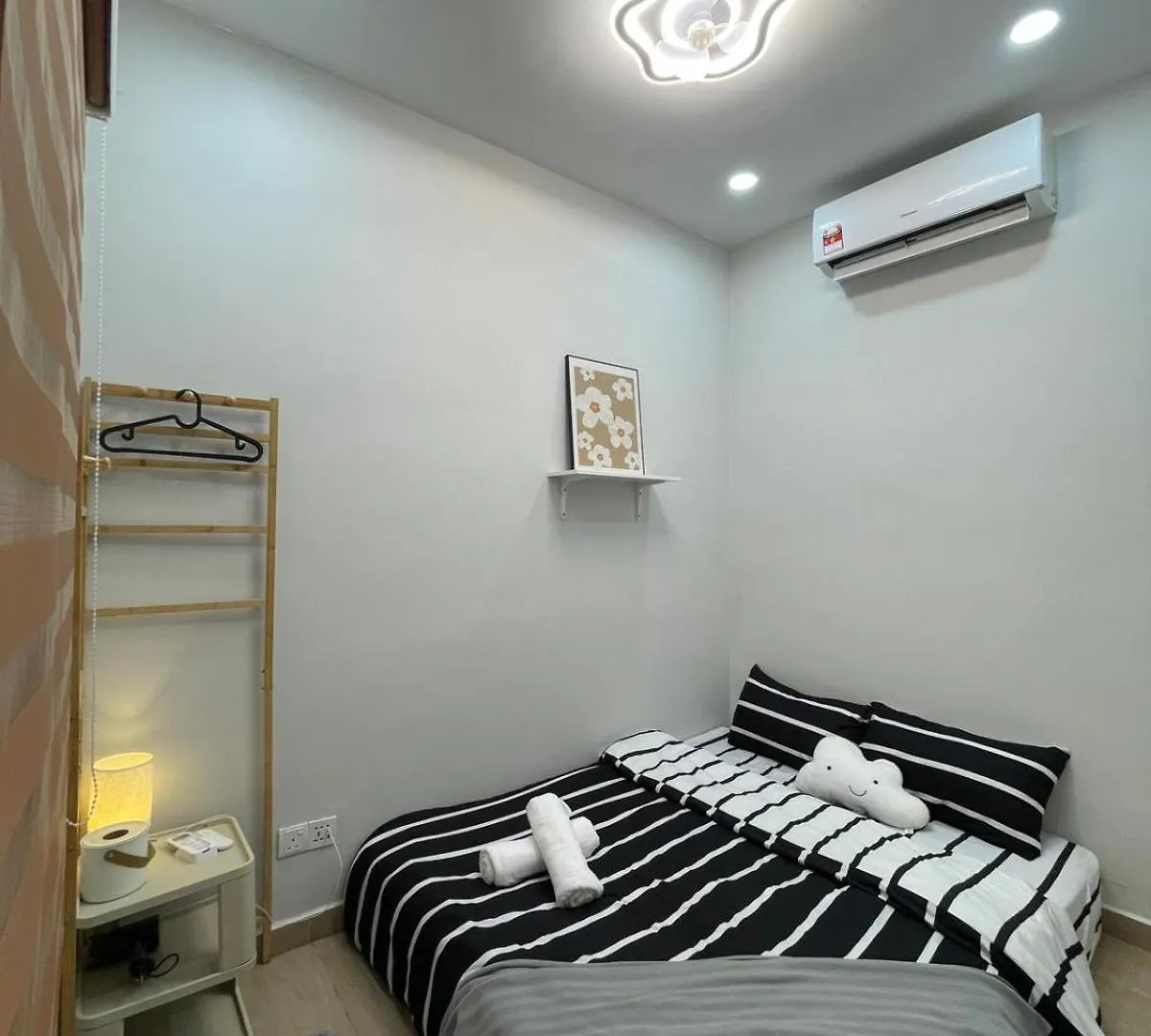 Cozy Room 2Pax #1Min Walk To Ksl #Bathroom Johor Bahru